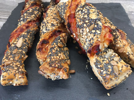 Blätterteig- Knusper Stangen vom zauberstein von Pampered Chef