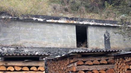 Inscription peinte vers l'ancienne décharge