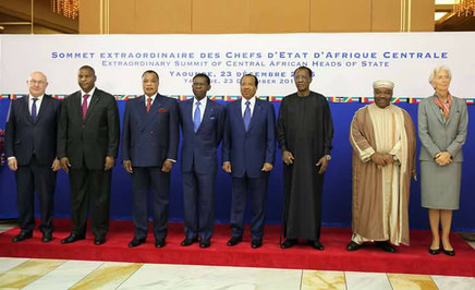 Sur la Photo : Michel Sapin, Faustin Touadéra, Denis Sassou Nguesso, Obiang Ngumé, Paul Biya, Idriss Déby, Ali Bongo et Christine Lagarde