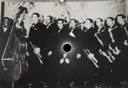 Happy Boys - Chapottin en el bajo - 1937.