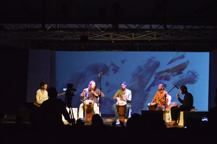 WOODVIBES & FRIENDS an der "ODISHA BIENNALE 2015" in Bhubansewar (2015)