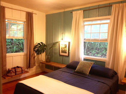 The Ocean Room (airbnb)
