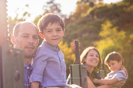 photos de famille, photos d'enfants, portraits de famille, vendée, photos de famille en vendée, photographe de famille en vendée, famille en bleu, camaieu de bleu, rachel jabot ferreiro, erjihef photo, harmonie vestimentaire et photo