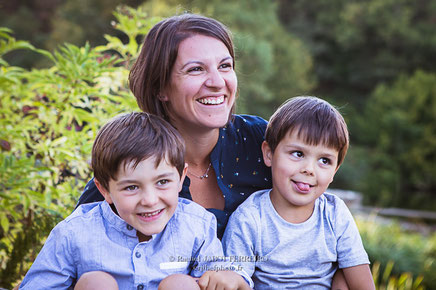 photos de famille, photos d'enfants, portraits de famille, vendée, photos de famille en vendée, photographe de famille en vendée, famille en bleu, camaieu de bleu, rachel jabot ferreiro, erjihef photo, harmonie vestimentaire et photo
