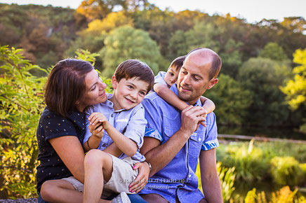 photos de famille, photos d'enfants, portraits de famille, vendée, photos de famille en vendée, photographe de famille en vendée, famille en bleu, camaieu de bleu, rachel jabot ferreiro, erjihef photo, harmonie vestimentaire et photo