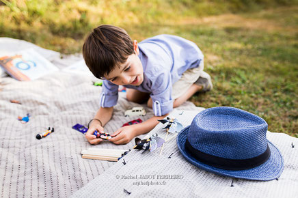 photos de famille, photos d'enfants, portraits de famille, vendée, photos de famille en vendée, photographe de famille en vendée, famille en bleu, camaieu de bleu, rachel jabot ferreiro, erjihef photo, harmonie vestimentaire et photo