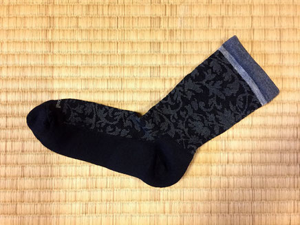 ウール素材の靴下・Sockwellは暖かいだけでなく吸湿速乾にも優れています!適度な着圧で足をリラックスさせたい方にオススメです