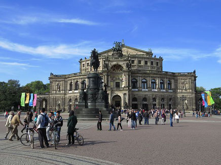 Ferienwohnung Schütze Dresden, Unterkunft, Übernachtung, Quartier, Pension,  Herberge, Nichtraucherzimmer, Balkon, möbiliert, Wohnung, Monteursunterkunft