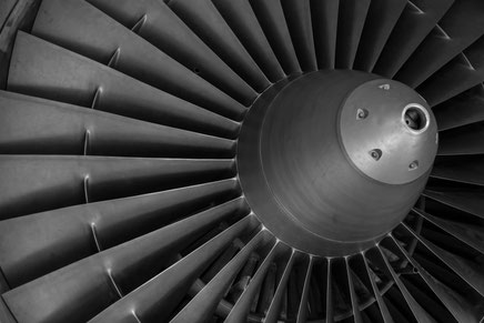Jet engine turbine - aerospace component manufacturing and industrial press optimisation  