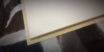 Bild wird auf Trägerkarton fixiert. Falz; Japanpapier - Leim; Zin Shofu