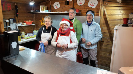 Team 2 Fitnesssport Frauen auf dem Adventsmarkt