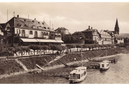 Hotel Schulz - 1935 (Aufnahme vom Rheinschiff)