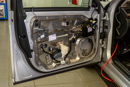 T Ef Bf Bdrverkleidung Mercedes Ausbauen T Ef Bf Bdrverkleidung Mercedes Ausbauen