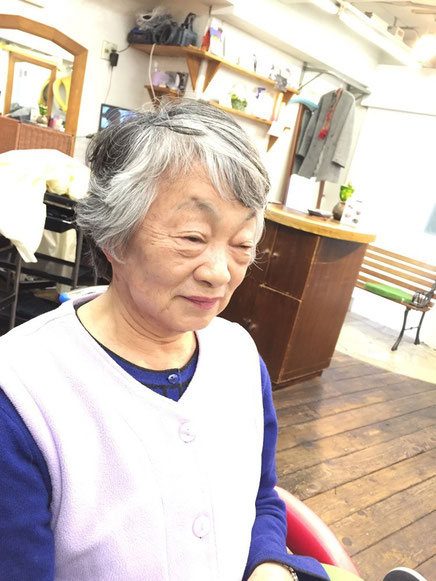 横浜・日吉・菊名・美容室☆女性の笑顔を作る専門家☆美容家 奥条勇紀 パーマ=ブローなんて・・・そんな難しい事を毎朝させません