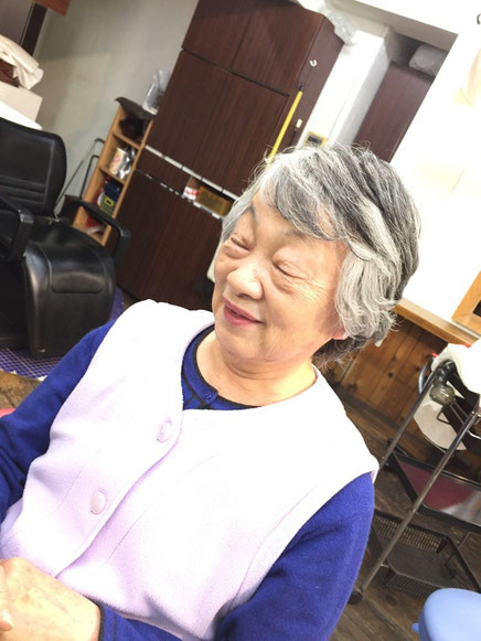 横浜・日吉・菊名・美容室☆女性の笑顔を作る専門家☆美容家 奥条勇紀 パーマ=ブローなんて・・・そんな難しい事を毎朝させません