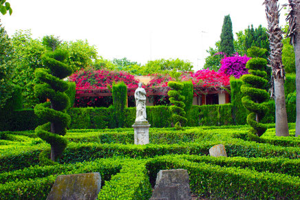 Estatua de la Diosa Flora en los jardines de Viveros.