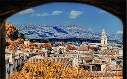 imagen de Cocentaina desde el interior del Castillo. se encuentra en  Alicante, Comunidad Valenciana.