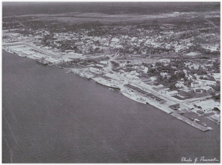 Le port de Douala en 1954