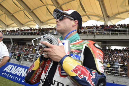 Sepang - Stefan Bradl vor dem Start.