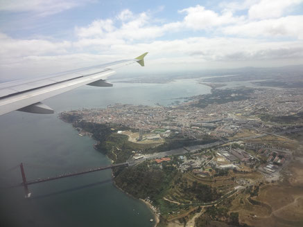 Anflug und Start in Lissabon