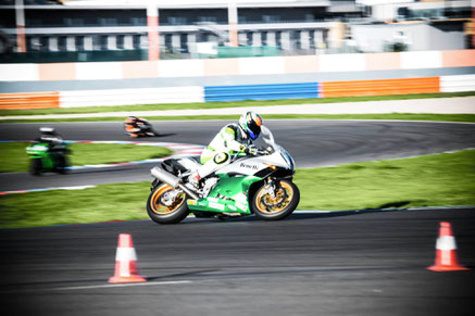 https://www.dekra-lausitzring.de/fahrsicherheitstraining/motorrad/