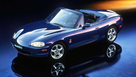 mazda mx5 bleu decapotable cabriolet avec capote d'origine mx5 nb abaissée