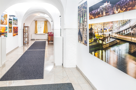 A view into the photo art gallery STROB Gallery, Salzburg