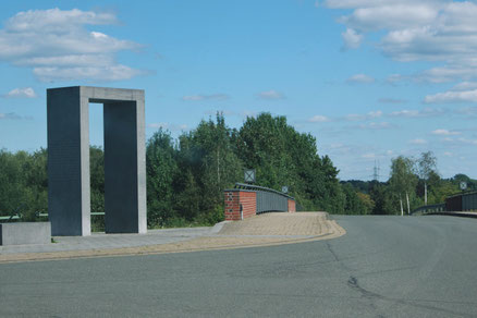 Gedenkstein an der Landstraße