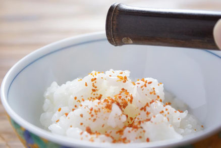 粉雲丹は越前仕立て汐うにを乾燥粉砕したウニの美味しさをご飯にかける雲丹ふりかけです