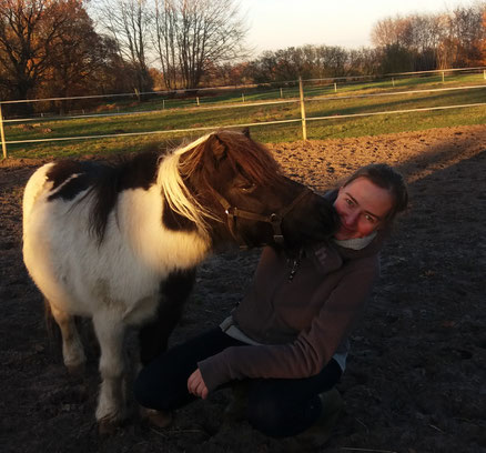 Birte Kommeroh, Tierheilpraktikerin Schleswig Holstein, Kontakt