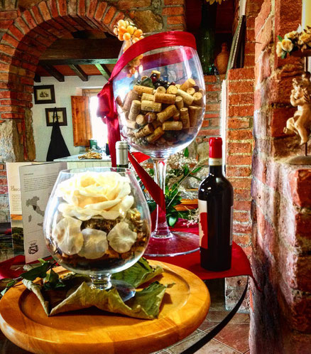 Sala di degustazione. Agricola Tamburini. Firenze, Toscana. Itinerari di VINO. Foto blog Etesiaca