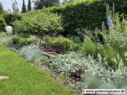 Garten Regisseur, in München, Gartenbau und Landschaftsbau, Bienenbeet, Nachhaltigkeit, Naturgarten, Insektengarten
