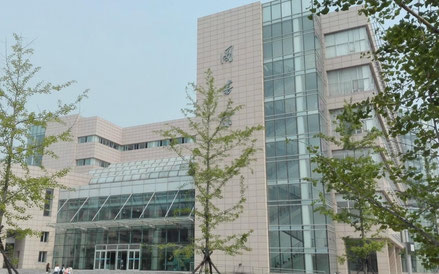 中国語学留学　大連外国語大学　図書館