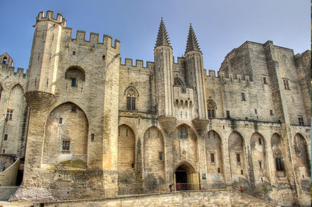 Avignon top things to do - Pope Palace - Copyright  Decar66