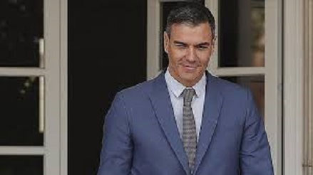 César dijo «Roma no paga a traidores» y ordenó que les cortaran la cabeza. Qué no olvide Sánchez, que traicionar a un pueblo, sea por un lado u otro siempre se acaba pagando.