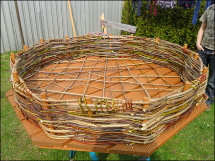 Storchennest bauen