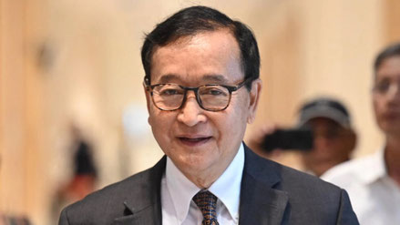 L'opposant cambodgien en exil et leader du Parti du sauvetage national du Cambodge (CNRP), Sam Rainsy, à Paris le 1er septembre 2022. AFP - EMMANUEL DUNAND