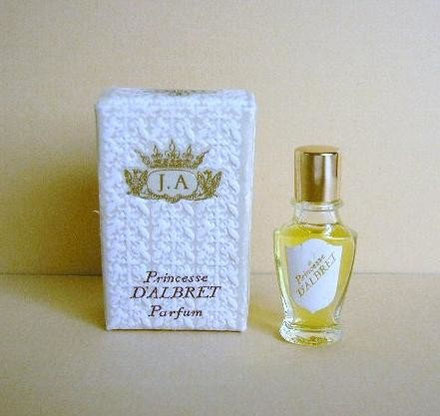 PRINCESSE D'ALBRET : PARFUM, PETITE MINIATURE DANS SA BOÎTE BLANCHE