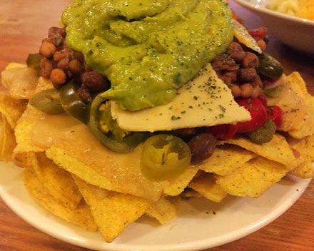 vegan nachos the auld hoose edinburgh scotland