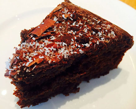 vegan chocolate cake loudon's cafe and bakery edinburgh scotland