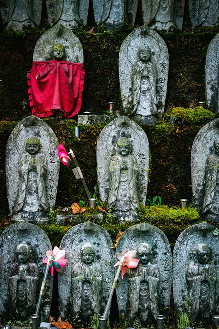 狸谷山不動院のお地蔵さん