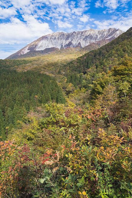 鳥取県の鍵掛峠からの大山