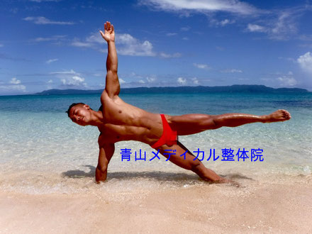 ビキニと筋肉