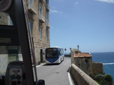 Busfahren an der Amalfiküste