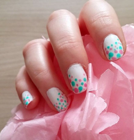nail-art-pois-LesAteliersDeLaurène