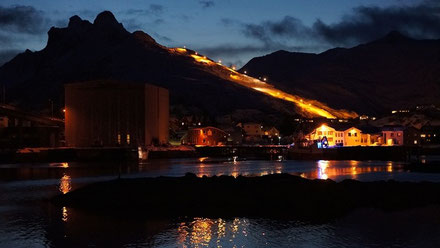 Svolvaer bei Nacht