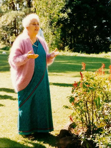 Katie at Avatar's Abode - photo by George Fricker