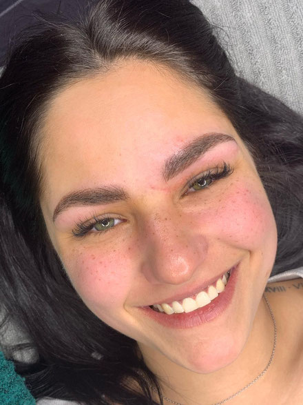 Aesthetik by Ina Zierhut - Microblading