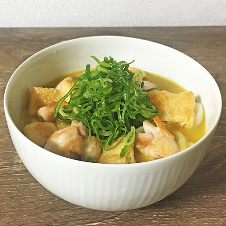 京風だしの黄色いカレーうどん