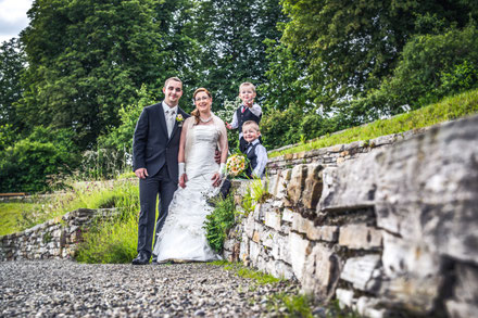 Brautpaar bei Hochzeit im Franziskusgarten Kloster Sießen